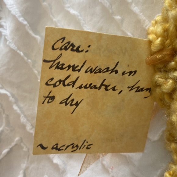 Handmade scarf - Picture 2 of 4